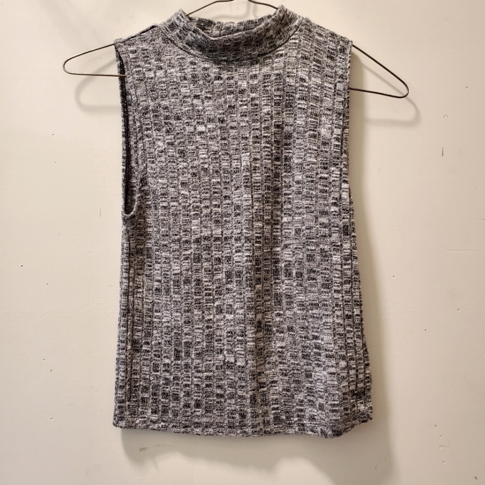High neck tank